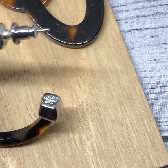 Curated bundle lot 4 faux tortoise shell earrings LrL and more - Picture 5 of 8